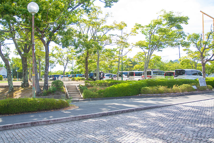 デザイン性・環境性の向上を目指した都市型パーキング